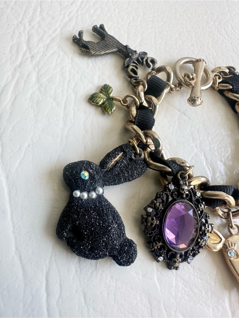 Betsy Johnson “dark forest” Woodland critters charm bracelet - Picture 2 of 3